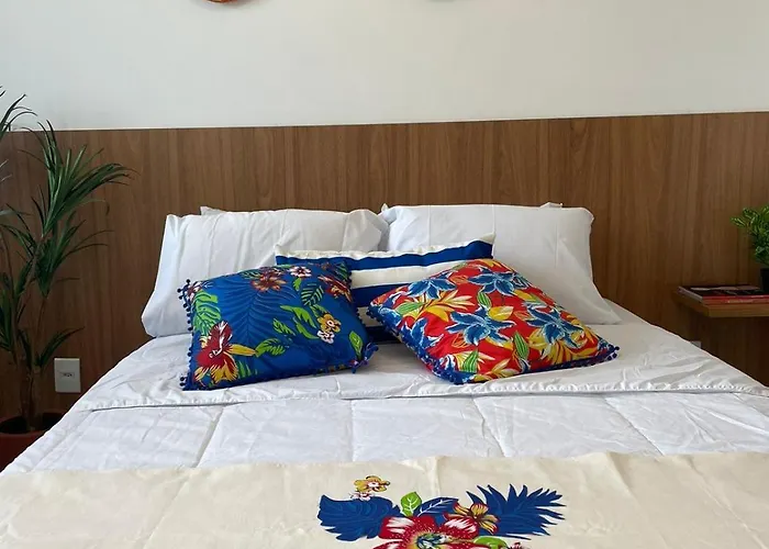 Makia Muro Alto Praia Flat